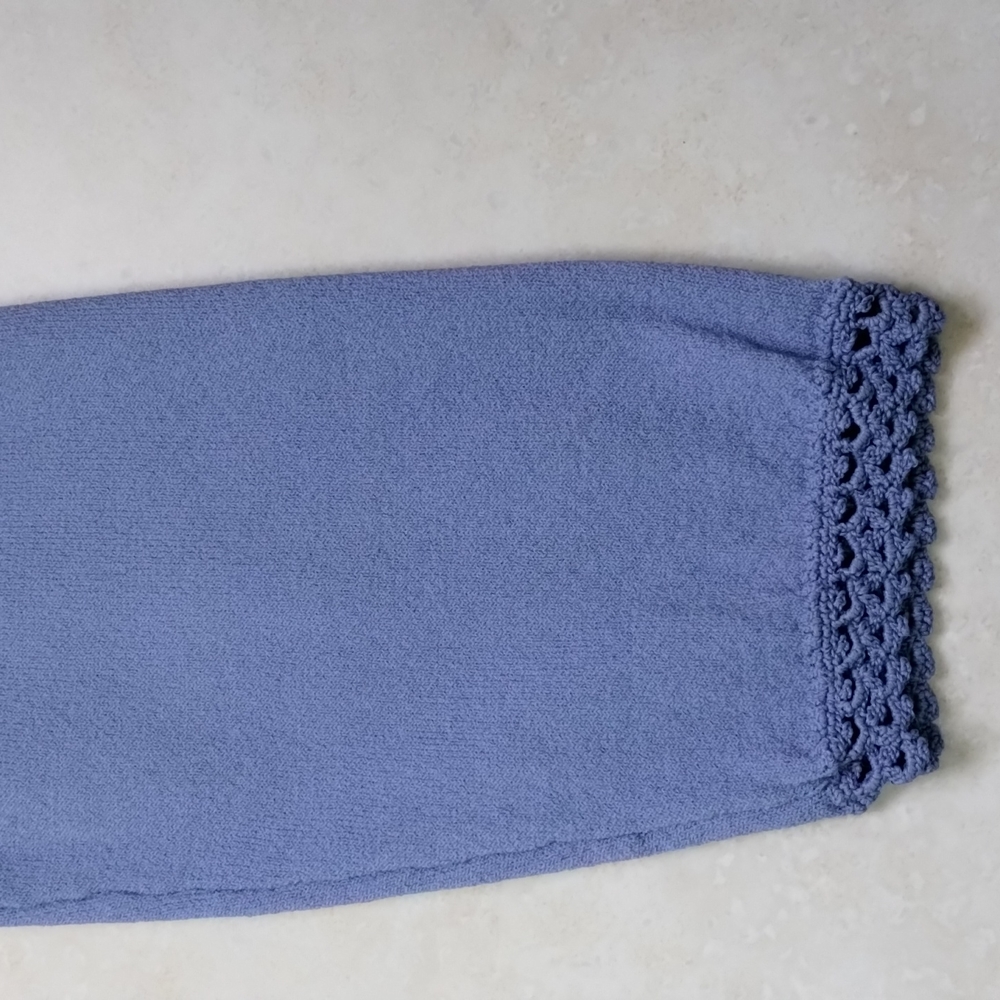 Karen Scott "2 Piece" periwinkle blue sweater set - Picture 9 of 9